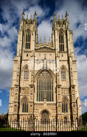 Beverley Minster fondée au 8ème siècle construite principalement 13e 14e siècles sculptures East Riding of Yorkshire UK Grande Bretagne Banque D'Images