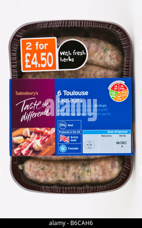 6 saucisses de Toulouse de Sainsburys Goûtez la différence gamme de produits alimentaires vendus au Royaume-Uni Banque D'Images