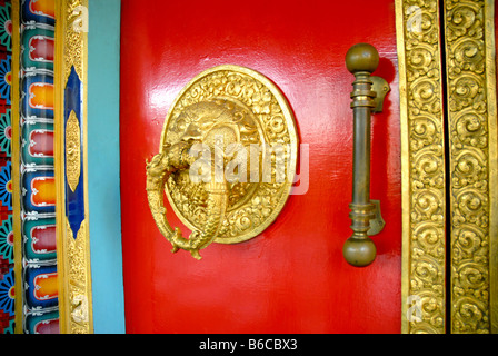 GOLDEN temple bouddhiste à BYLAKUPPE COORG KARNATAKA Banque D'Images