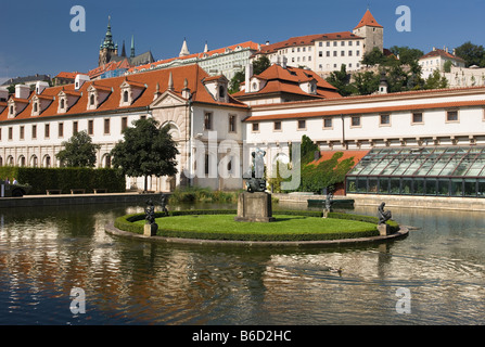 Palais Wallenstein étang jardin Ornement Mala Strana Prague RÉPUBLIQUE TCHÈQUE Banque D'Images