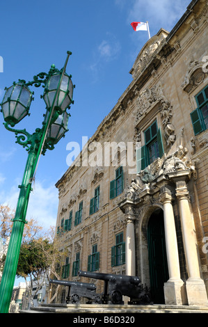 L'Auberge De Castille à Valletta Banque D'Images