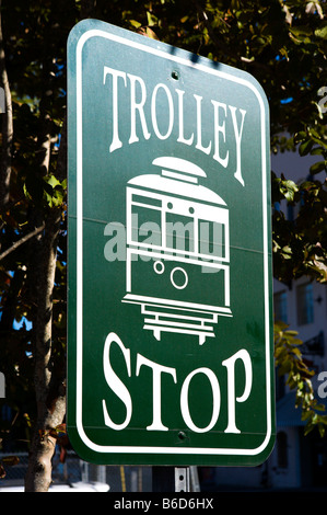 Pour signer l'arrêt de trolley, le quartier historique, Savannah, Georgia, USA Banque D'Images