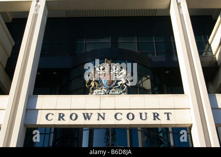 Entrée principale de la Crown Court Kingston Surrey Banque D'Images