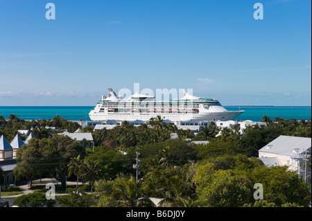 La Royal Caribbean Cruise ship 'Grandeur de la mer" accosté au terminal des croisières, Key West, Florida Keys, USA Banque D'Images