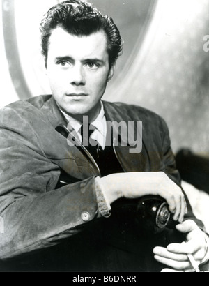 DIRK BOGARDE film anglais et comédien 1921-99 Banque D'Images