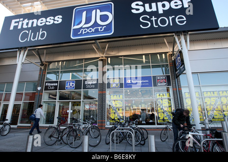 JJB SPORTS SHOP ET UN CENTRE DE REMISE EN FORME Banque D'Images