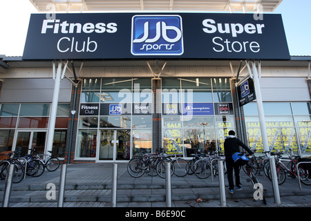 JJB SPORTS SHOP ET UN CENTRE DE REMISE EN FORME Banque D'Images