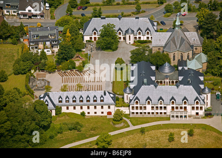 Vue aérienne d'un monastère cistercien, la Ruhr, Bochum, Rhénanie du Nord-Westphalie, Allemagne, Europe Banque D'Images