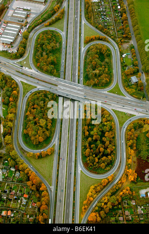 Photographie aérienne, niveau de l'intersection, de l'autoroute A59, et A40 autoroute de la Ruhr, Duisburg, Ruhr, Rhénanie du Nord-Westphalie, Banque D'Images