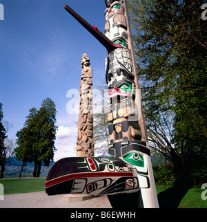 Les Totems du parc Stanley, Vancouver, BC - Colombie-Britannique, Canada - Les Kwakwaka'wakw (kwakiutl) et le gouvernement Nisga'a Totems, Brockton Point Banque D'Images