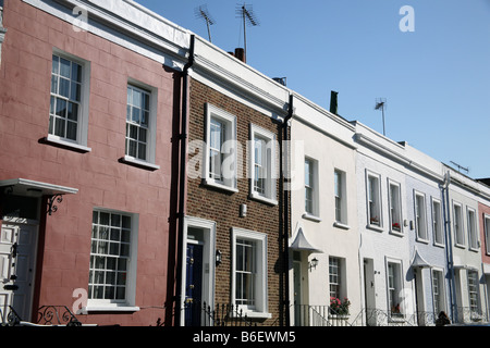 Maisons mitoyennes dans Notting Hill Gate, Londres Banque D'Images