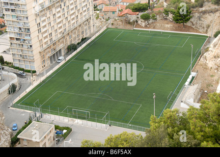 Terrain de football vide, vue aérienne, Marseille, France, Europe Banque D'Images