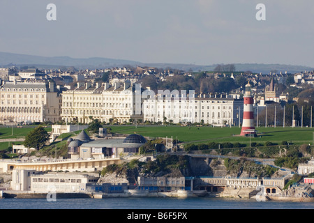 Vue sur la baie de Plymouth Sound et Jennycliffe à l'Hoe Banque D'Images