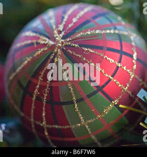 Boule de Noël tartan Banque D'Images