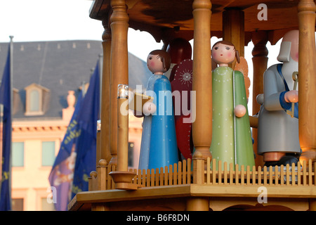 Motif d'un marché de Noël dans une ville allemande. Banque D'Images