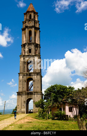 Iznaga Tower dans la Valle de los Ingenios, Sancti-Spíritus province, Cuba, l'Amérique latine Banque D'Images