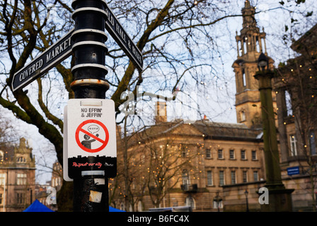 Les panneaux placés autour de Preston par le conseil municipal pour faire face à des comportements antisociaux dans la ville. Banque D'Images