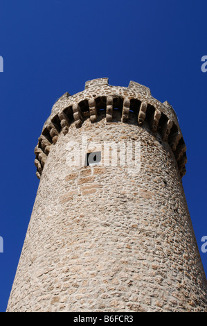 Tour fortifiée, San Stefano di Sessanio, Abruzzes, Italie, Europe Banque D'Images