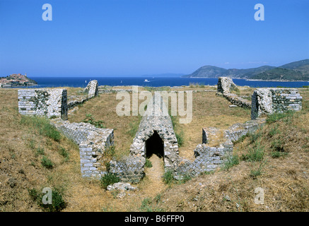 Tuyau d'eau romaine, ruine de la Villa Romana delle grotte près de Portoferraio, l'île d'Elbe, province de Livourne, Toscane, Italie, Europe Banque D'Images