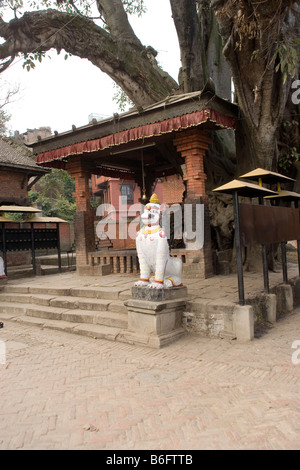 Shiva Parvati temple dans le centre de Bhaktapur ville du Népal Banque D'Images