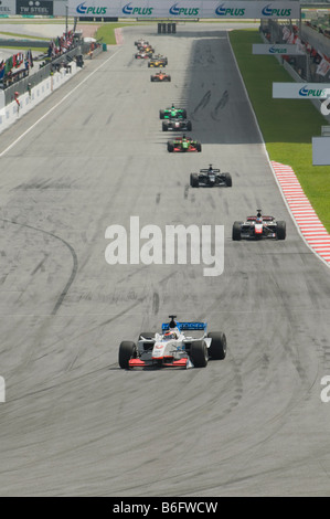 Course d'équipes au début de la course à la Coupe du Monde A1GP de Motorsport à Sepang en Malaisie Banque D'Images