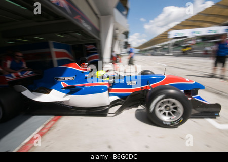 Danny Watts pilote d'une équipe1 Grande-bretagne oriente sa voiture pendant la pratique session à A1GP World Cup of Motorsport Banque D'Images