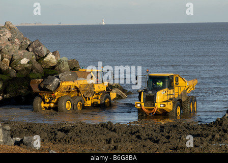 Les travaux entrepris sur un projet de défense de la mer de 2,2 millions €, East Lane, Bawdsey, Suffolk, UK. Banque D'Images