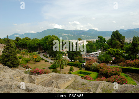 Vue sur l'extérieur du mur ouest de la Via Marina à la Piazza Porta Marina Inferiore, Pompéi, Campanie, Italie, Europe. Banque D'Images