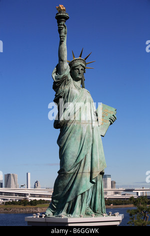 Japon Tokyo Odaiba Statue de la liberté réplique Banque D'Images