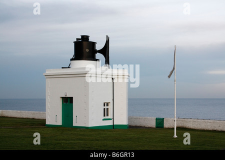 La station de phare de brume Souter cap Lizard Marsden Bay entre South Shields et Sunderland Tyne et Wear Angleterre du Nord-Est Banque D'Images