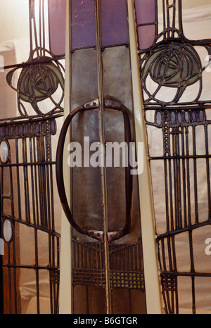 Détail des portes de thé Willow Banque D'Images