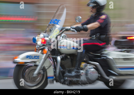 Policier sur une moto Calgary Alberta Canada Banque D'Images