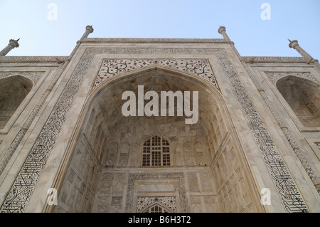 Le Taj Mahal est un mausolée situé à Agra en Inde Banque D'Images