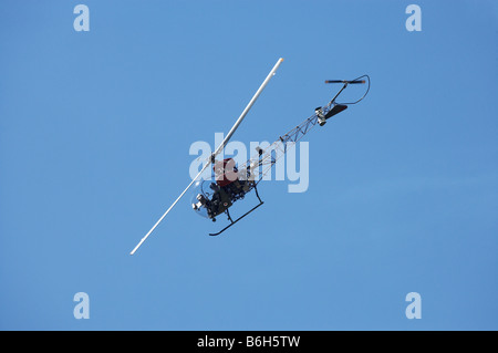 Hélicoptère Bell 47 Vintage Warbirds sur Wanaka Airshow Wanaka ile sud Nouvelle Zelande Banque D'Images