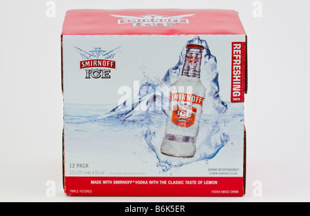 Vodka smirnoff ice boisson citron goût classique de la Russie Photo ...