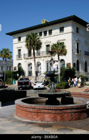 Centre-ville de la célèbre vieille propriété immeuble du bureau de poste à Fernandina Beach Florida USA Banque D'Images