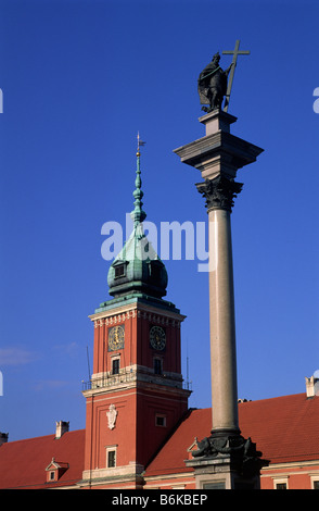 Pologne, Varsovie, Château Royal et colonne Sigismond III Vasa Banque D'Images