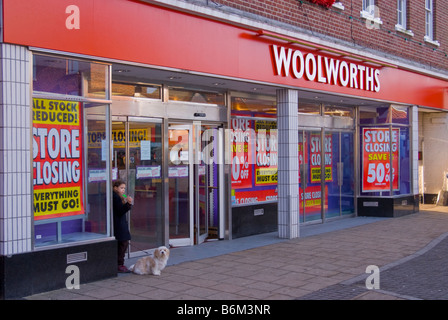 Magasin Woolworths en Beccles, Suffolk, Uk en décembre 2008 juste avant qu'elle ferme enfin Banque D'Images