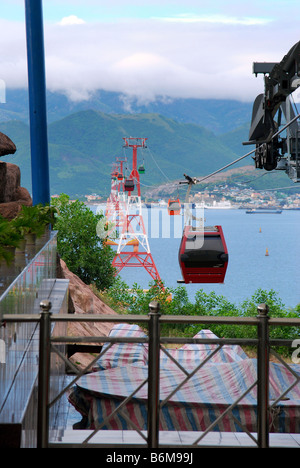 Cable Car Vin Pearl Amusement Park, Nha Trang, Vietnam Banque D'Images