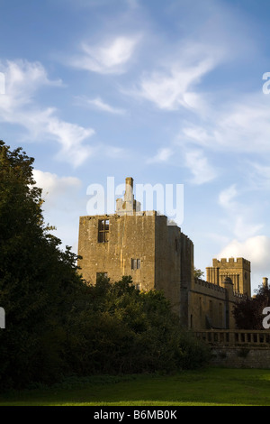 Beau beauté aristocrate aristocratie britannique commun château pont Grande-bretagne cotswolds pays campagne angleterre anglais Banque D'Images