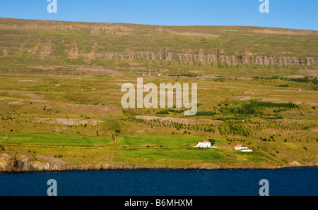 Nord paysage côtier à Eyjafjordur près de Akureyri. Banque D'Images