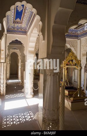 Les intérieurs de un fort, Jhanki Mahal, Fort Mehrangarh, Jodhpur, Rajasthan, India Banque D'Images