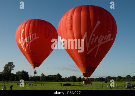 Ballons à air chaud d'un levé d'Amérique du pouce de parc, Perth, Ecosse Banque D'Images