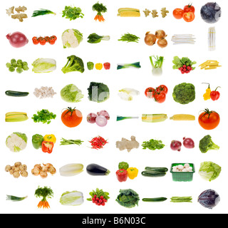 Grande collection de légumes isolé sur un fond blanc toutes les pièces individuellement photographié en studio Banque D'Images