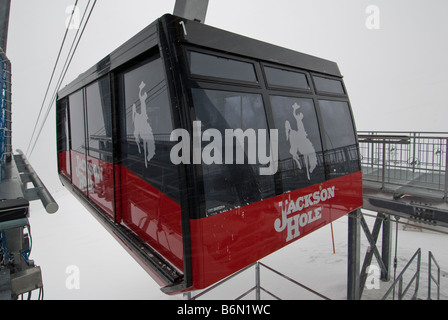 Voiture de tramway en haut, Jackson Hole Aerial Tram jusqu'Rendezvous Mountain, Jackson Hole Mountain Resort, Jackson, Wyoming. Banque D'Images