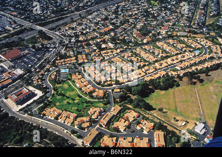 Vue aérienne de l'intestinal des maisons dans le sud de la Californie, USA Banque D'Images