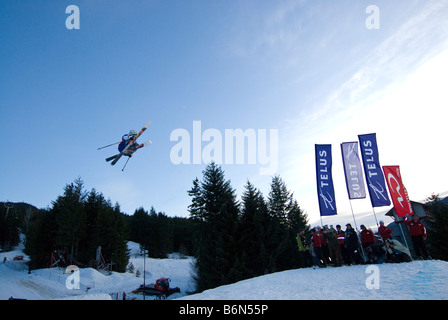 Athlète au Telus World Ski and Snowboard Festival à Whistler, Canada lieu tous les mois d'avril Banque D'Images