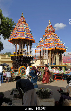 FESTIVAL EN KARPAKA PILLAIYARPATTI VINAYAKAR TEMPLE À TAMILNADU Banque D'Images