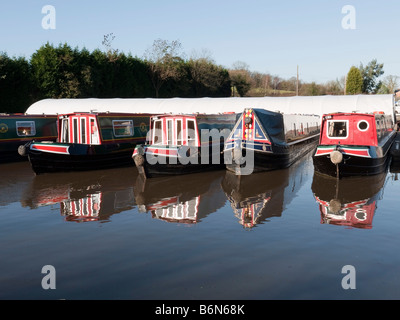 Port de plaisance du canal de Birmingham et worcester alvechurch worcestershire uk Banque D'Images