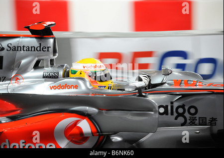 Lewis Hamilton à McLaren F1 à la Course des Champions 2008 au Stade de Wembley Banque D'Images